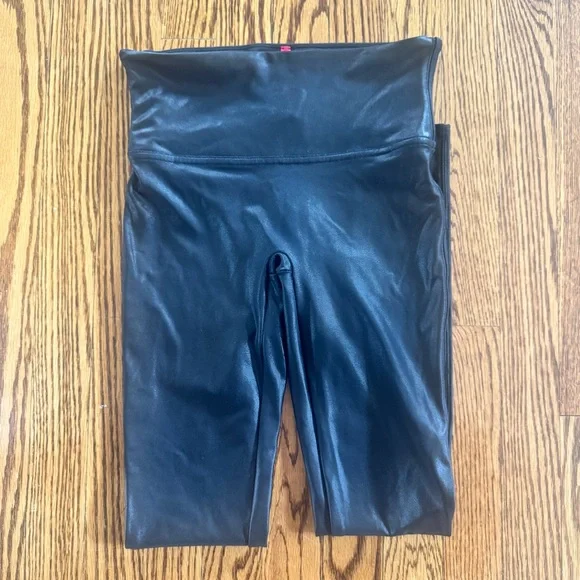 Spanx Faux Leather Leggings NWOT Black Women’s Size Medium - Picture 3 of 5